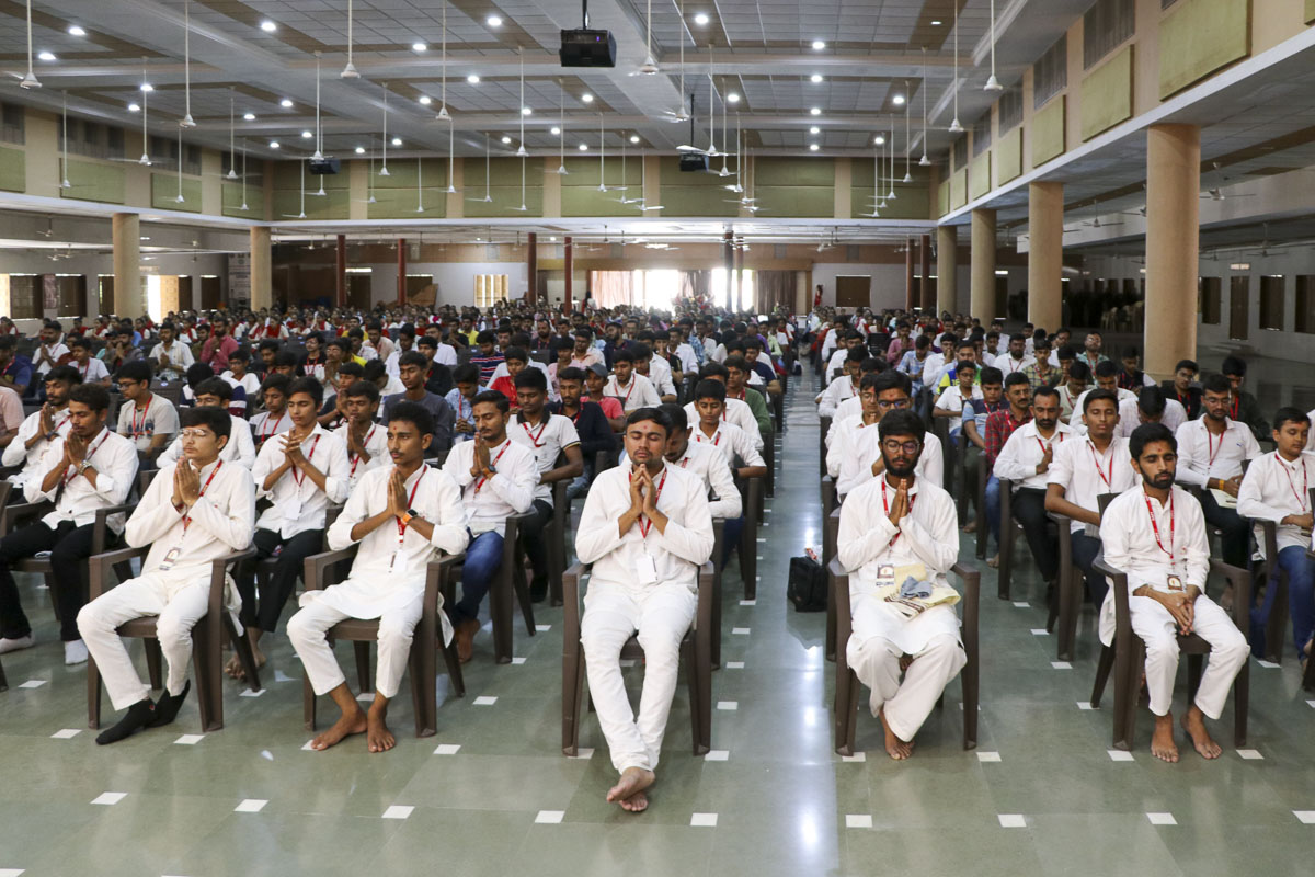 Annual Yuva Shibirs 2023: ‘Gunatit Guru: Our Best Friend’, Junagadh