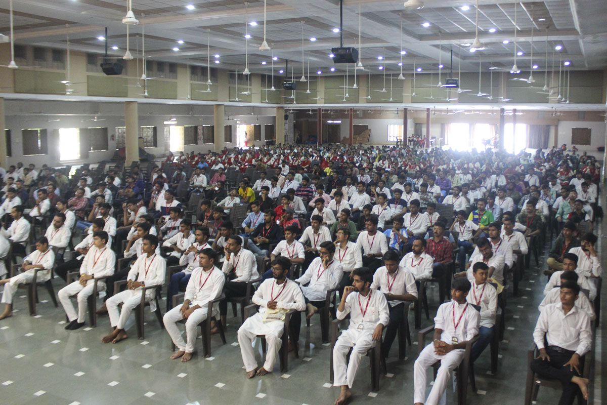 Annual Yuva Shibirs 2023: ‘Gunatit Guru: Our Best Friend’, Junagadh