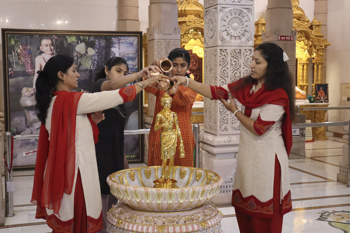 Annual Yuva Shibirs 2023: ‘Gunatit Guru: Our Best Friend’, Dhule