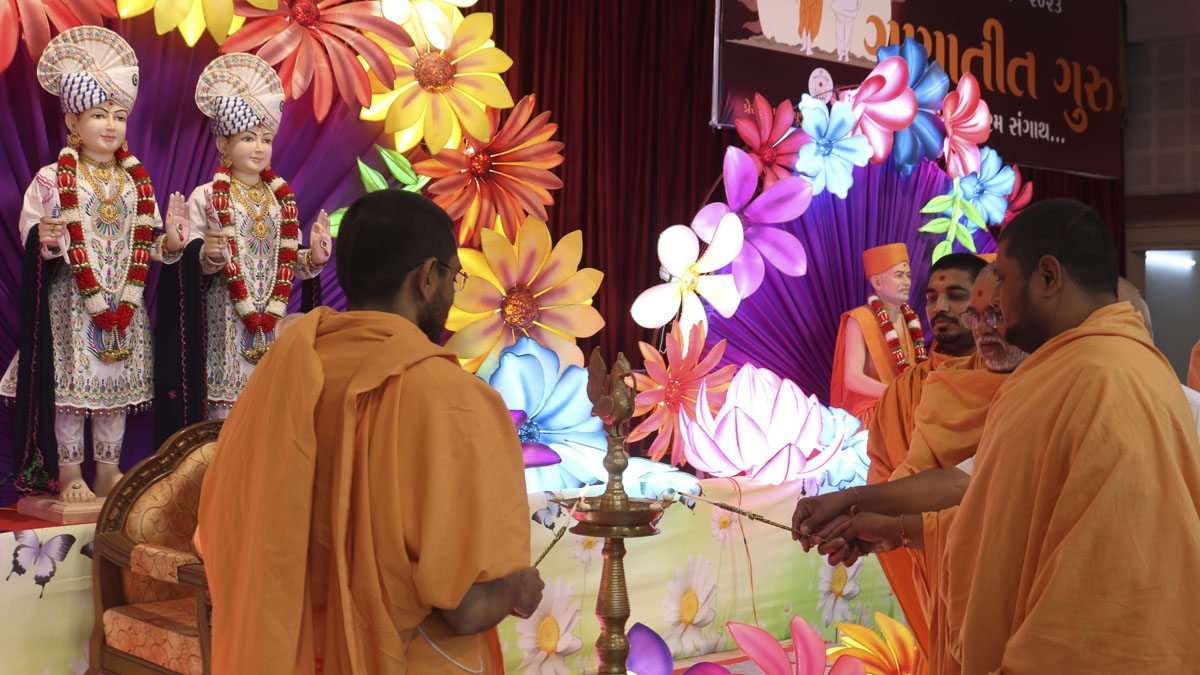 Annual Yuva Shibirs 2023: ‘Gunatit Guru: Our Best Friend’, Bhavnagar