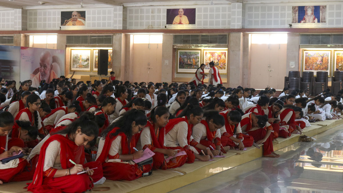 Annual Yuva Shibirs 2023: ‘Gunatit Guru: Our Best Friend’, Bhavnagar
