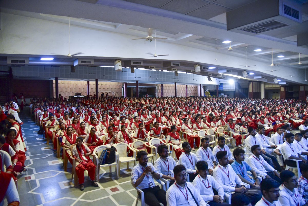 Annual Yuva Shibirs 2023: ‘Gunatit Guru: Our Best Friend’, Ahmedabad