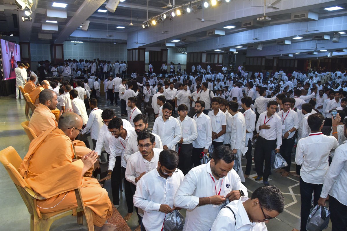 Annual Yuva Shibirs 2023: ‘Gunatit Guru: Our Best Friend’, Ahmedabad