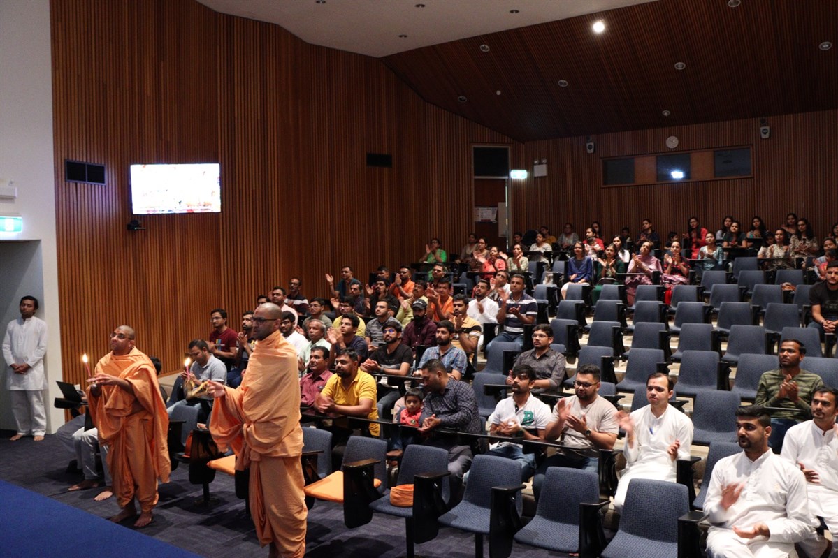 Youth Seminar: 'Attitude is Everything', Darwin