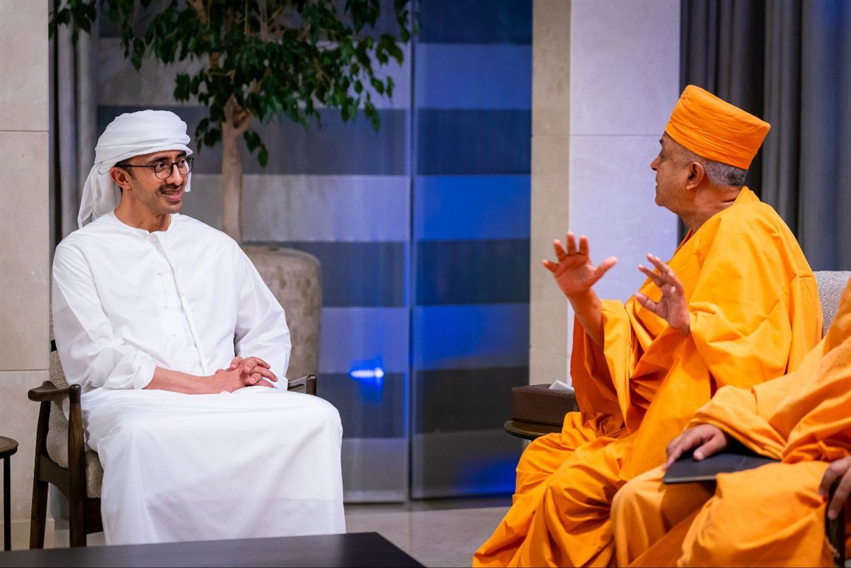 HH Sheikh Abdullah bin Zayed Al Nahyan Receives Swami Brahmaviharidas of BAPS