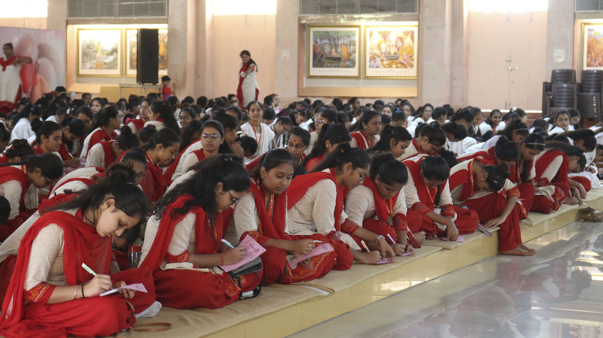 Annual Yuva Shibirs 2023: ‘Gunatit Guru: Our Best Friend’, Mahuva