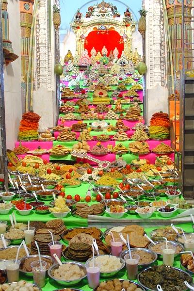   Annakut-2  -  New Year Celebration with Pramukh Swami Maharaj, Gondal, India