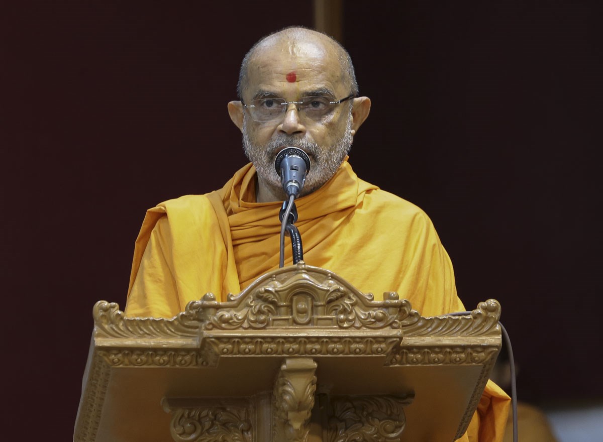 Honorable Governor of Gujarat Attends Natural Farming Conference, Sarangpur