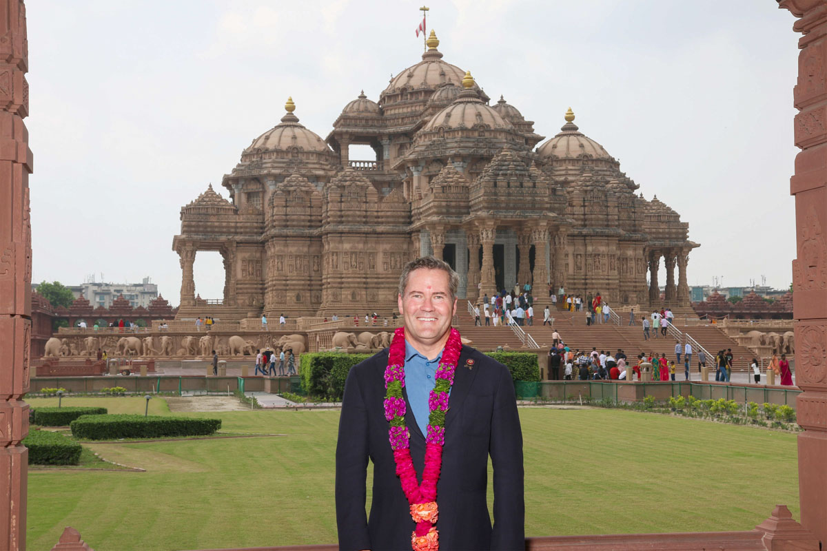 United States Congressman Michael Waltz (FL-06) at Swaminarayan Akshardham 