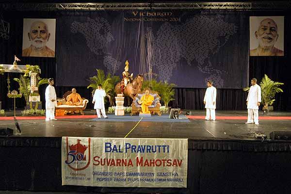 Evening,Balaks present speeches in front of Swamishri 