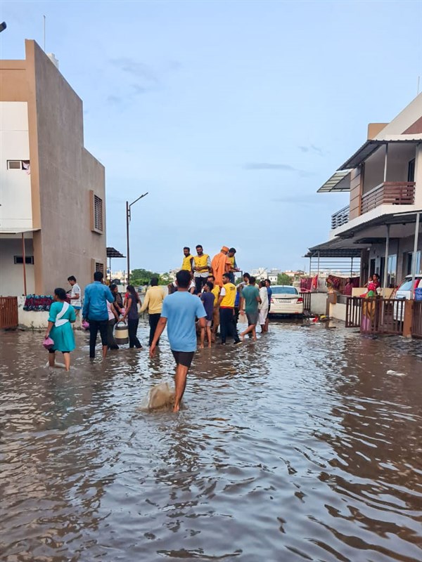 BAPS Flood Relief Work 2023, Bharuch