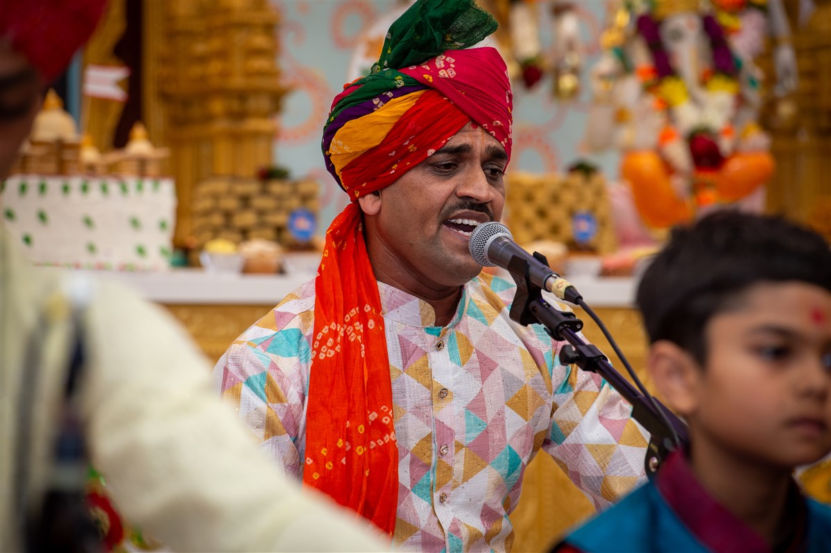 Kirtan Aradhana