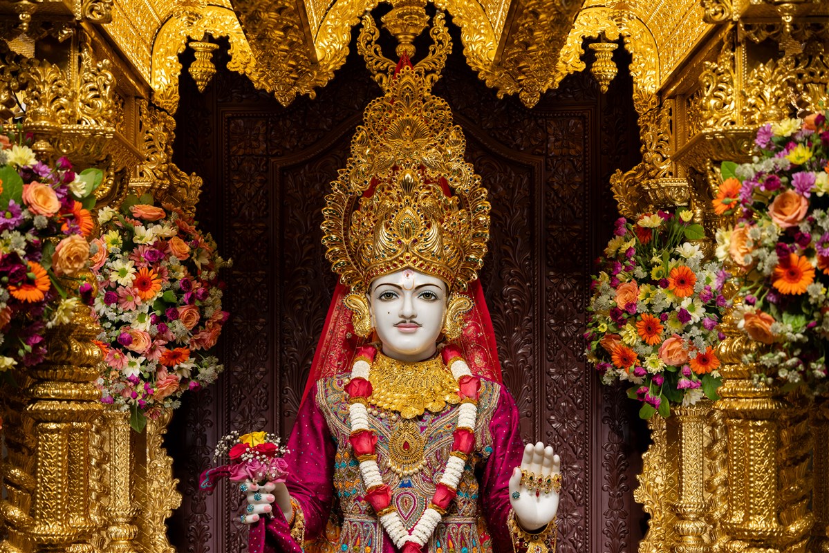 Murti Darshan, London UK 