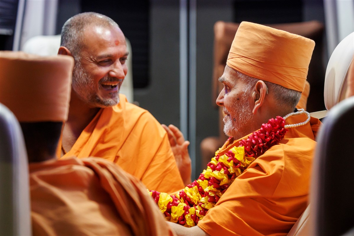 The happiness on Pujya Haridarshandas Swami's face is evident as Swamishri arrives at BAPS Shri Swaminarayan Mandir in Edison, NJ