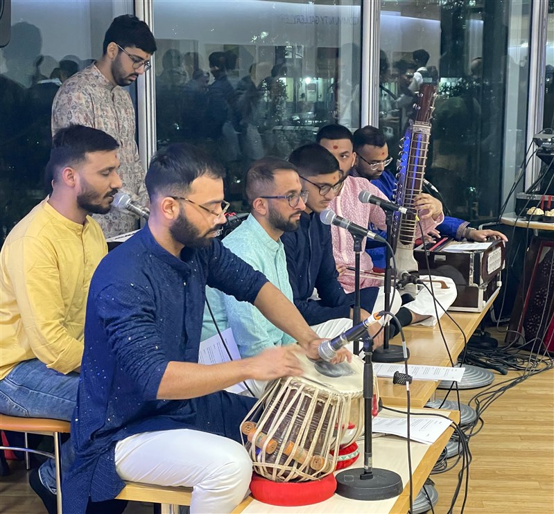 Talented youths from Neasden Temple performed traditional Hindu bhajans in a Diwali event at Citi Group’s EMEA head office in Canary Wharf
