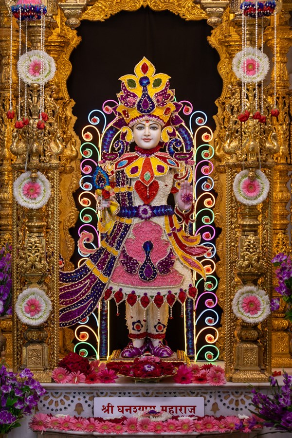 BAPS Shri Swaminarayan Mandir, Bochasan, Shri Ghanshyam Maharaj