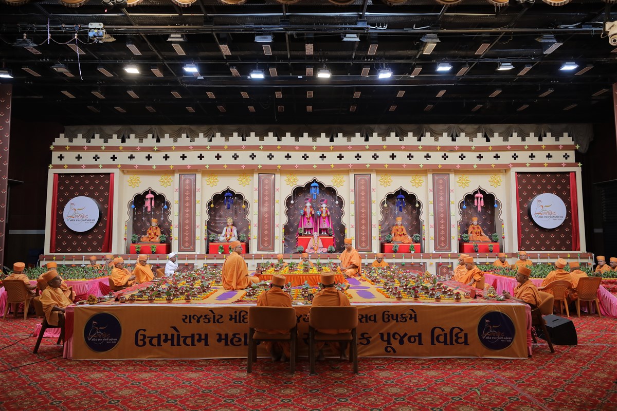 25 November: Vedic Mahapuja 