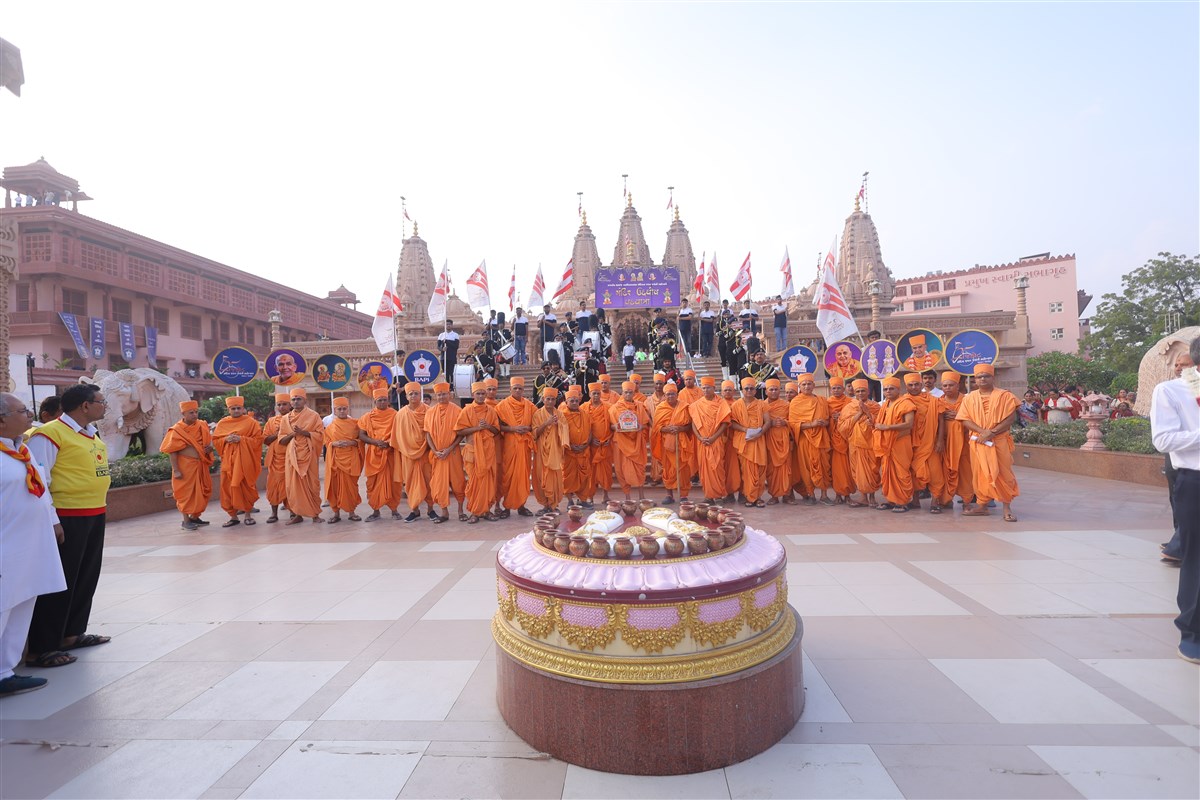 Mandir Udghosh Pad Yatra