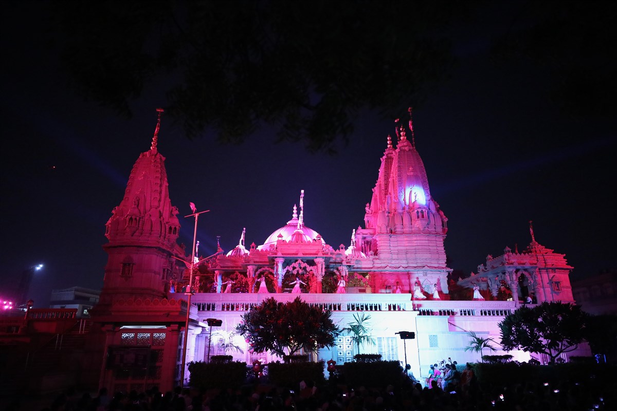 Light & Sound Show and Maha Arti