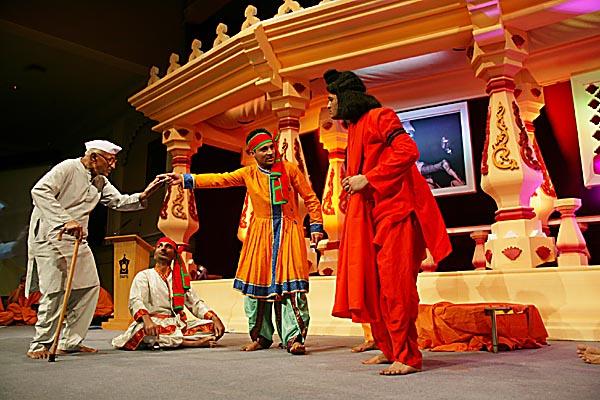  A Drama depicting the need for a true guru