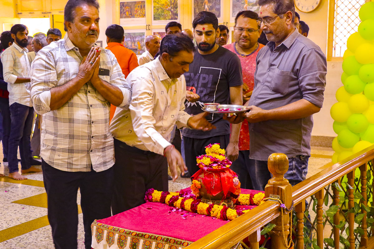 Shri Ram Janmbhoomi Mandir Akshat Kumbh Vadhamana, Bhuj