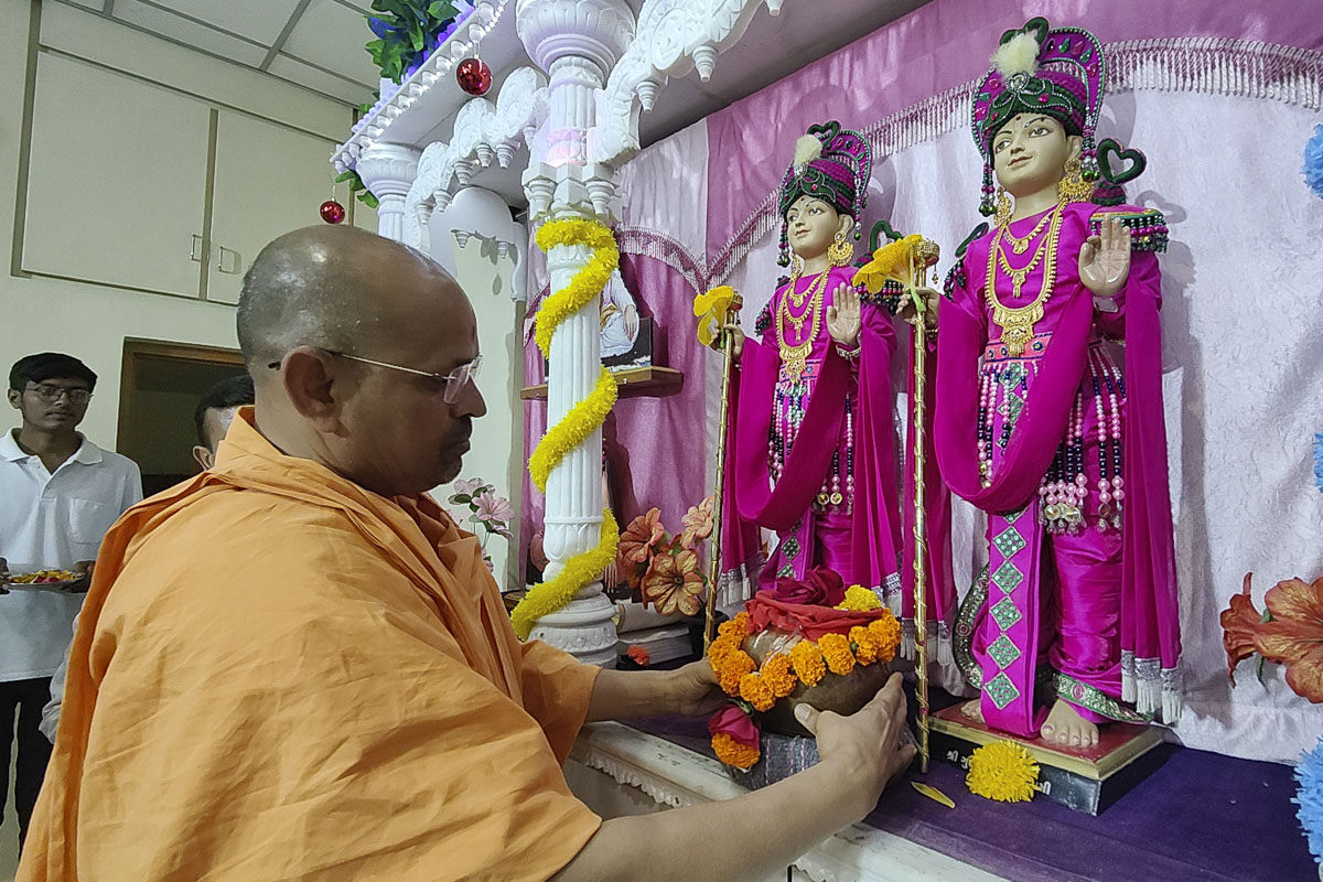 Shri Ram Janmbhoomi Mandir Akshat Kumbh Vadhamana, Dhoraji