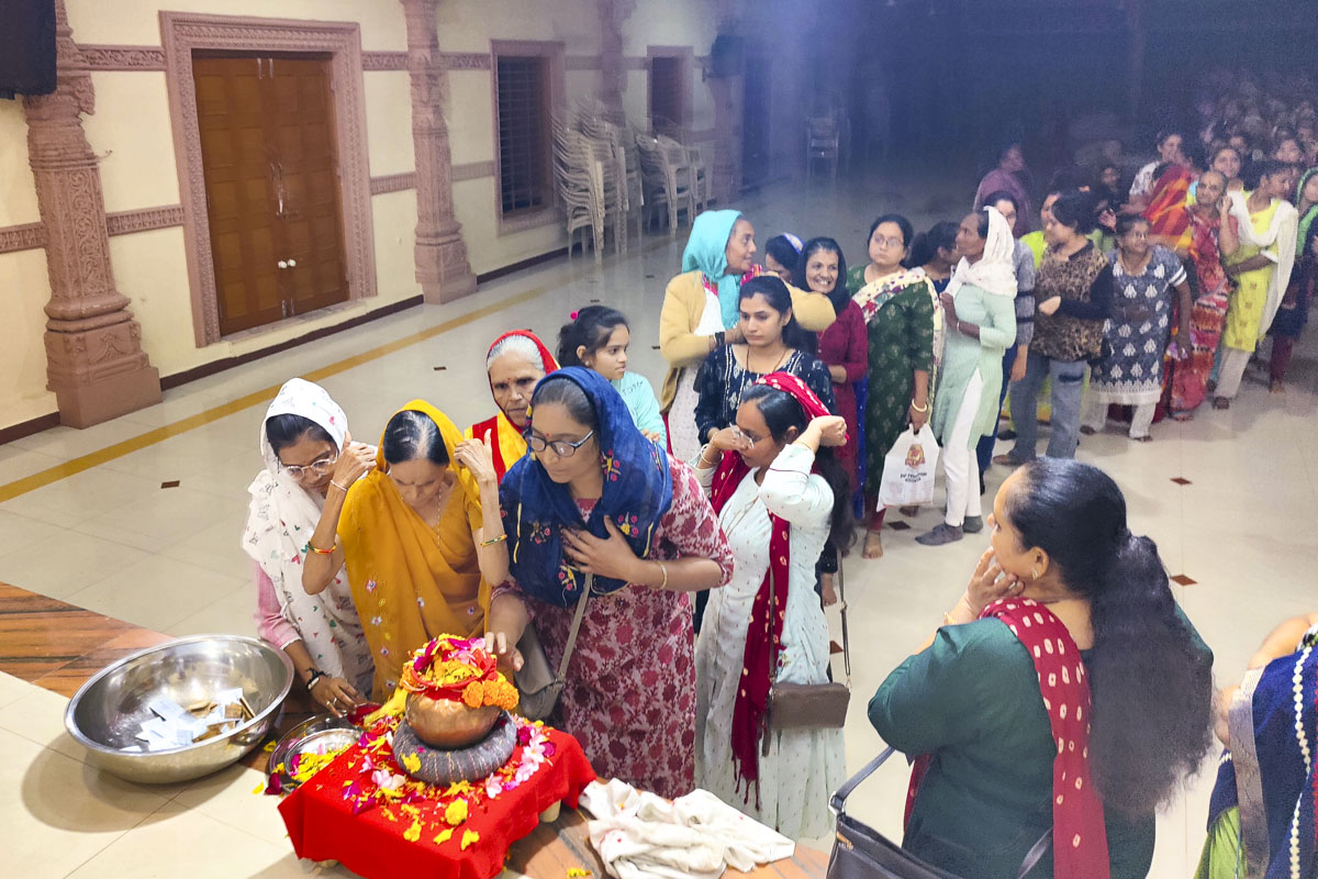 Shri Ram Janmbhoomi Mandir Akshat Kumbh Vadhamana, Dhoraji