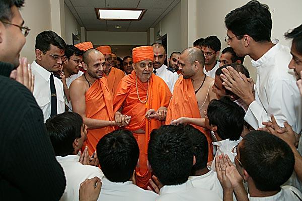  Swamishri has a final word for youths