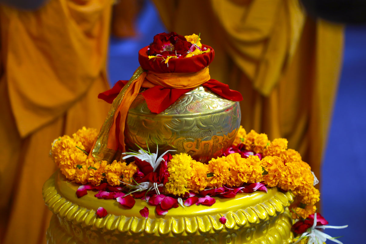 Shri Ram Janmbhoomi Mandir Akshat Kumbh Vadhamana, Jamnagar