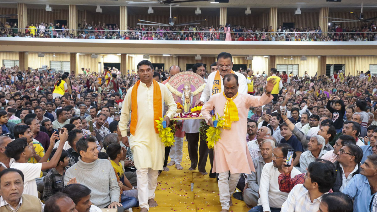 Shri Ram Janmbhoomi Mandir Akshat Kumbh Vadhamana, Amreli