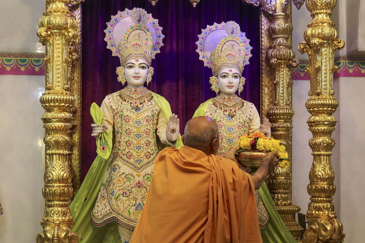 Shri Ram Janmbhoomi Mandir Akshat Kumbh Vadhamana, Bhavnagar