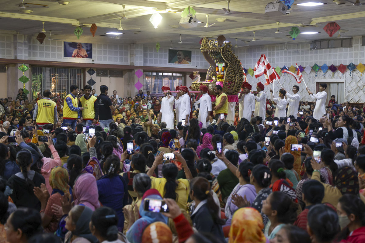 Shri Ram Janmbhoomi Mandir Akshat Kumbh Vadhamana, Bhavnagar
