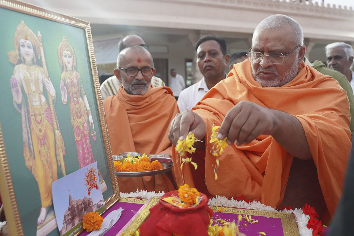Shri Ram Janmbhoomi Mandir Akshat Kumbh Vadhamana, Dholka
