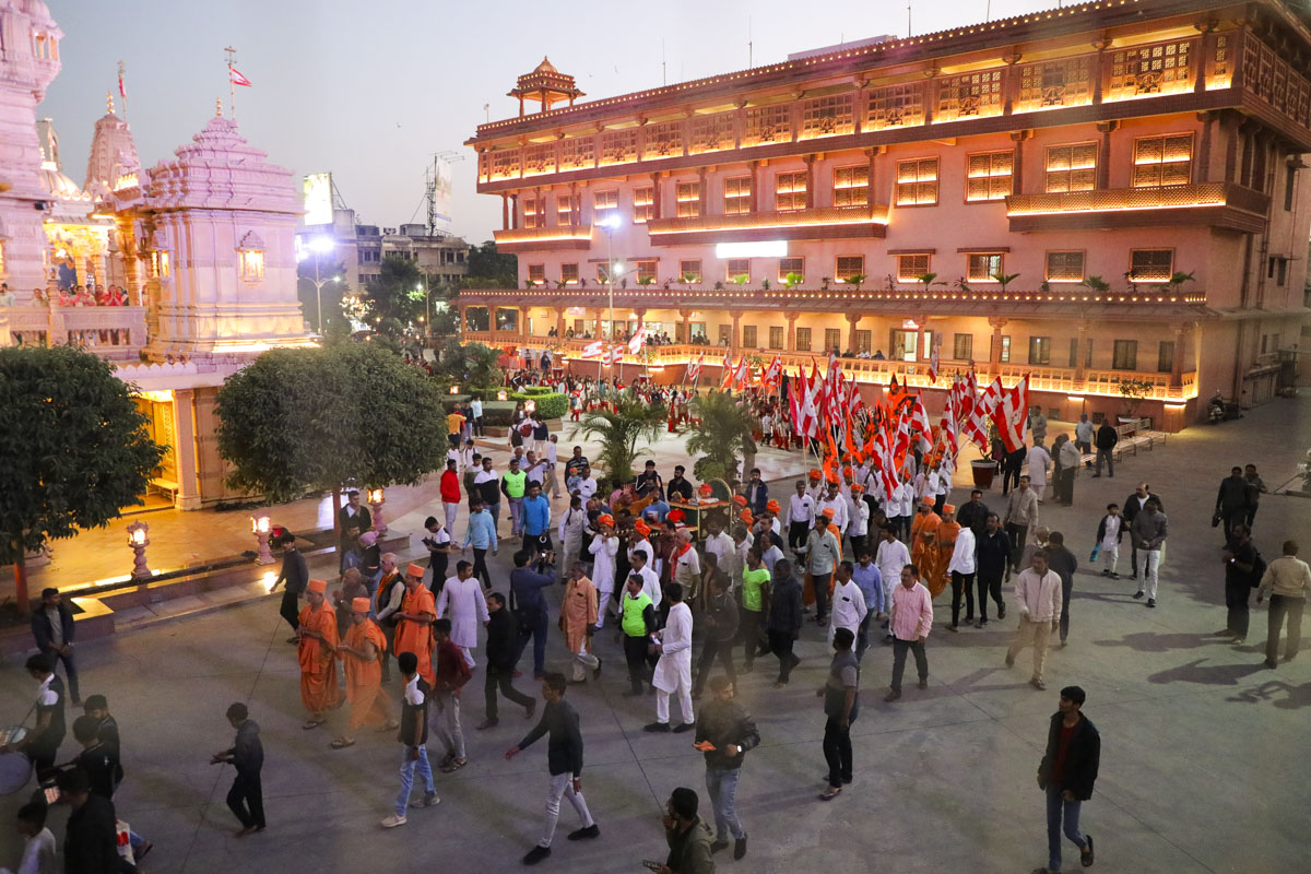 Shri Ram Janmbhoomi Mandir Akshat Kumbh Vadhamana, Rajkot