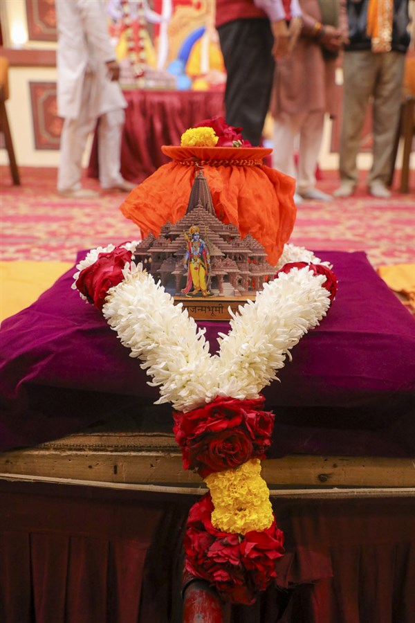 Shri Ram Janmbhoomi Mandir Akshat Kumbh Vadhamana, Rajkot