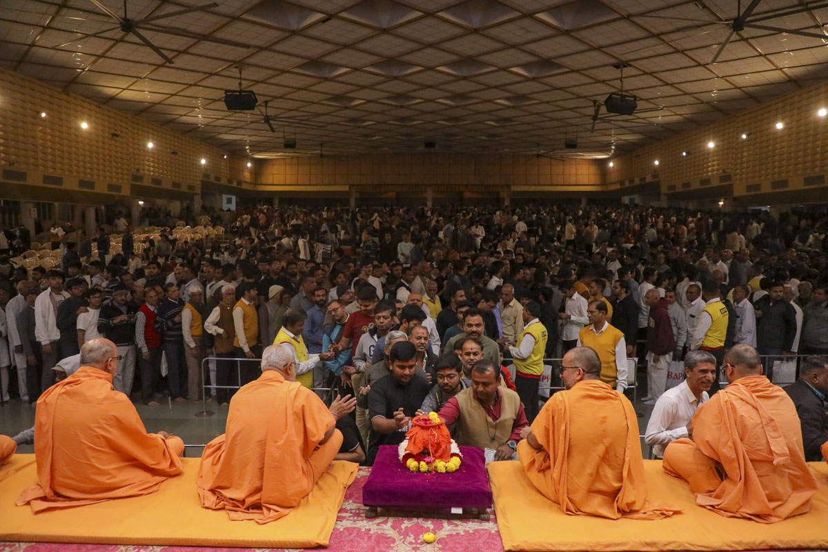 Shri Ram Janmbhoomi Mandir Akshat Kumbh Vadhamana, Rajkot