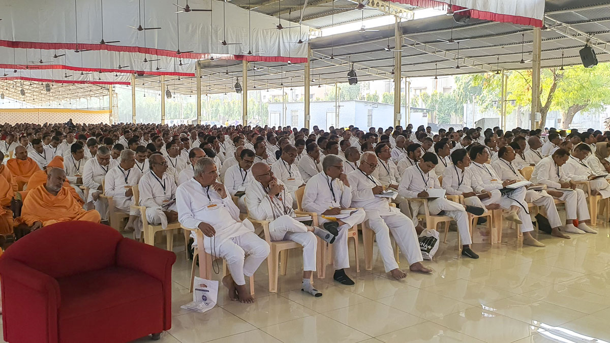 Annual Karyakar Shibirs 2023: 'Gunatitnu Manas Chitra', Atladara