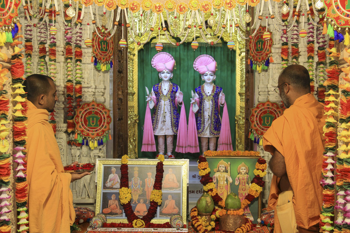 Shri Ram Janmbhoomi Mandir Akshat Kumbh Vadhamana, Dhari
