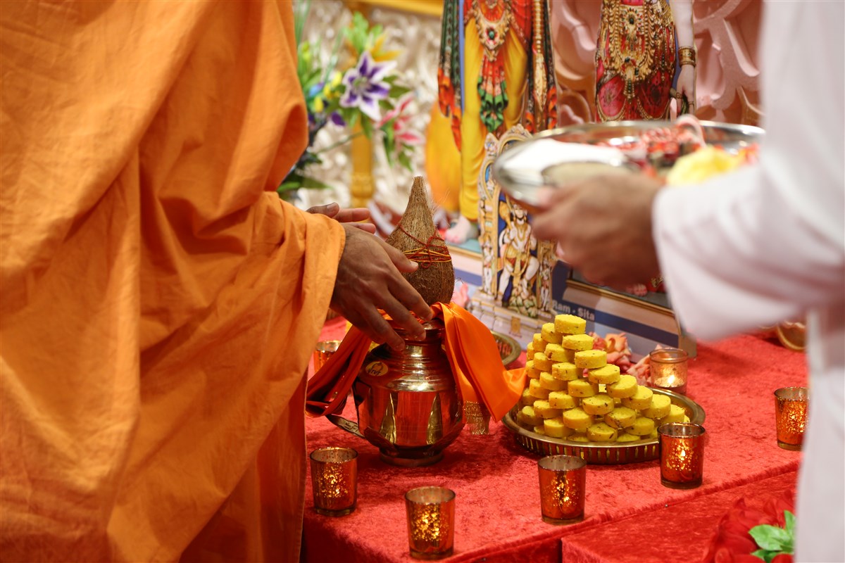 Shri Ram Janmbhoomi Mandir Akshat Kumbh Vadhamana, Adelaide