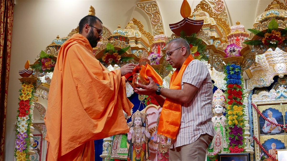 Shri Ram Janmbhoomi Mandir Akshat Kumbh Vadhamana, Adelaide