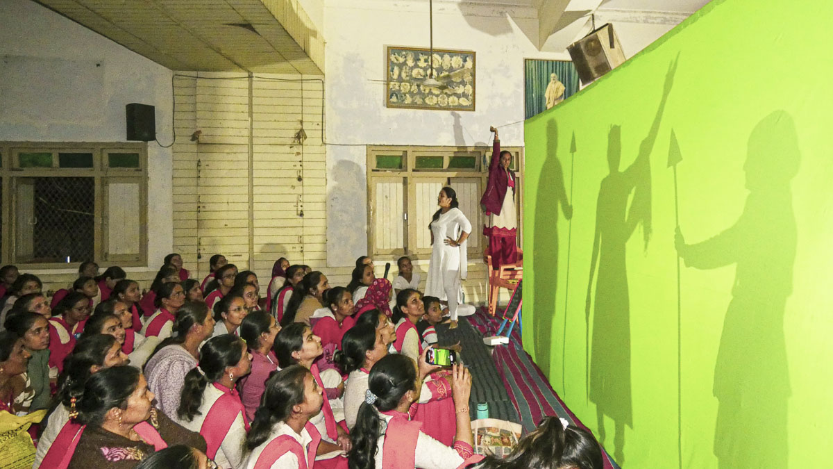 Balika karyakars present during a delightful session entitled ‘The World of Stories’