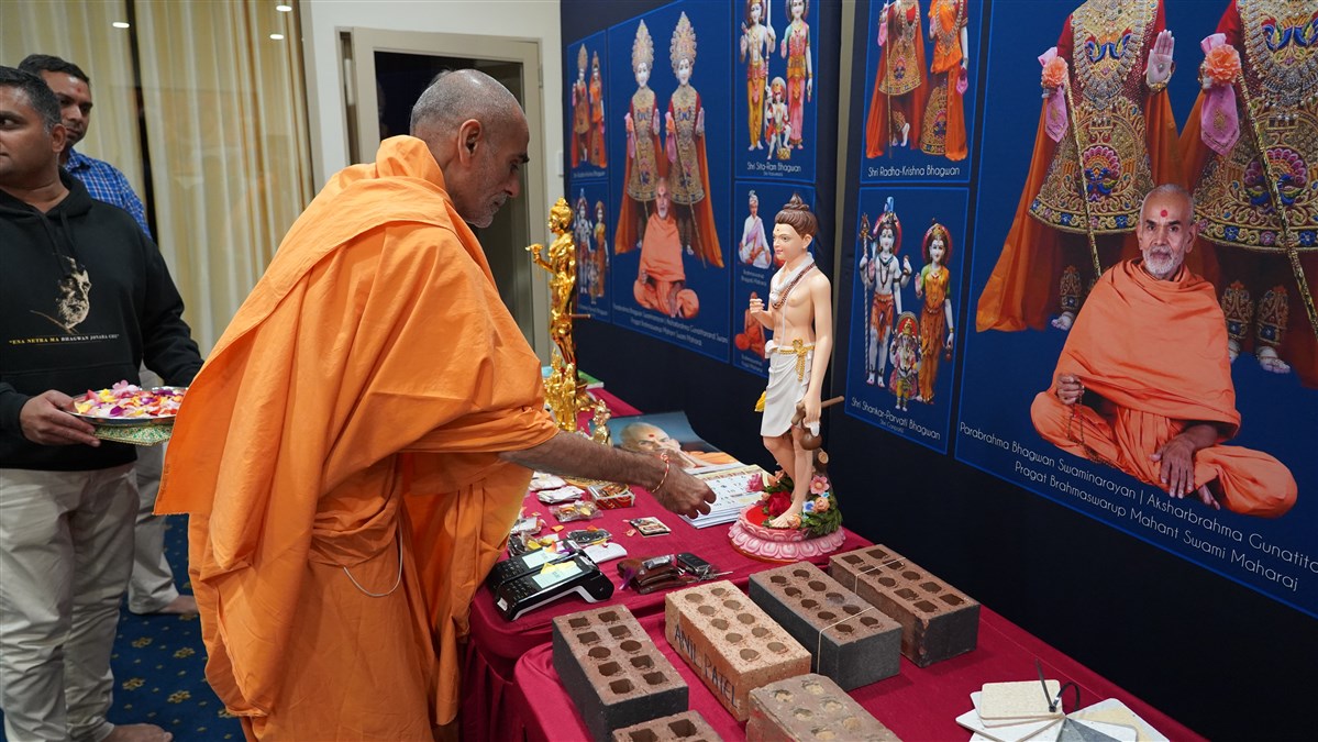 Anandswarup Swami's Vicharan, Adelaide