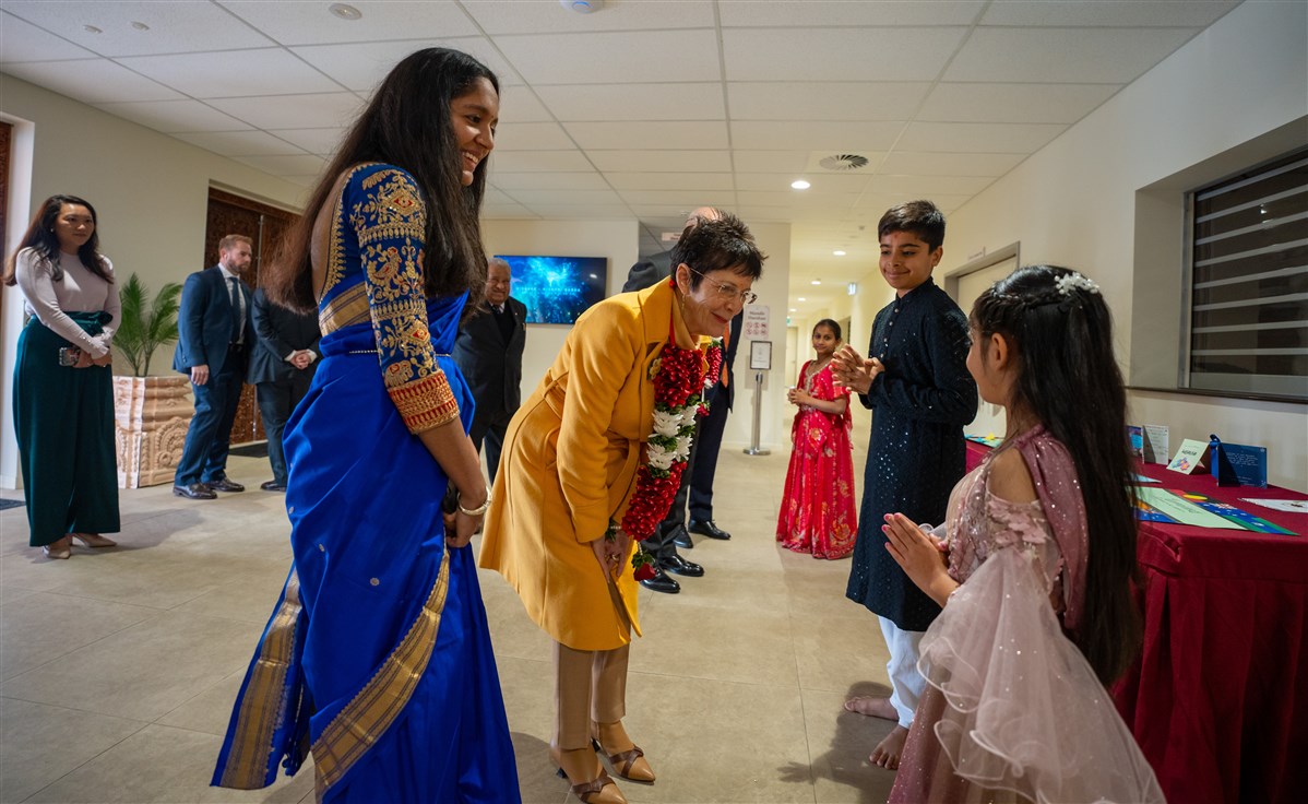 Governor-General of Australia Visits BAPS Shri Swaminarayan Mandir, Canberra