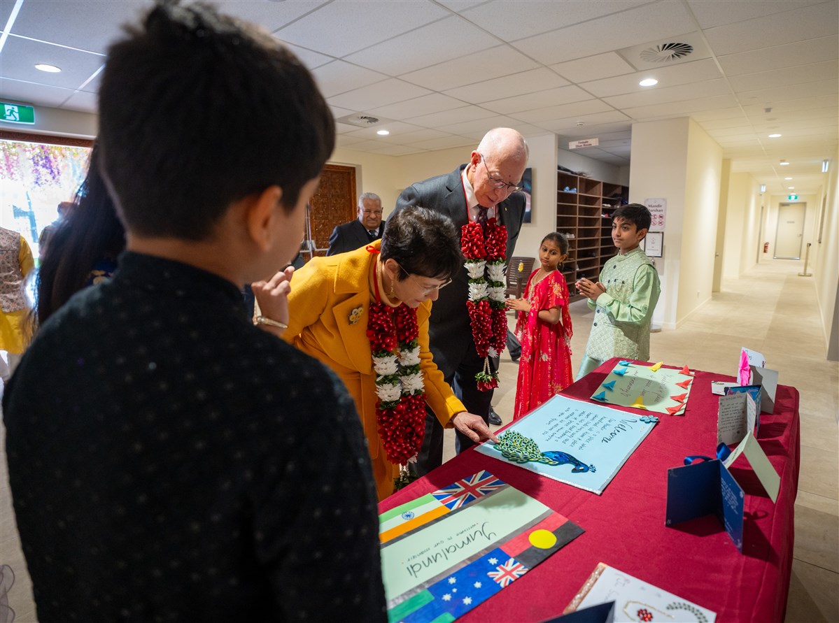 Governor-General of Australia Visits BAPS Shri Swaminarayan Mandir, Canberra