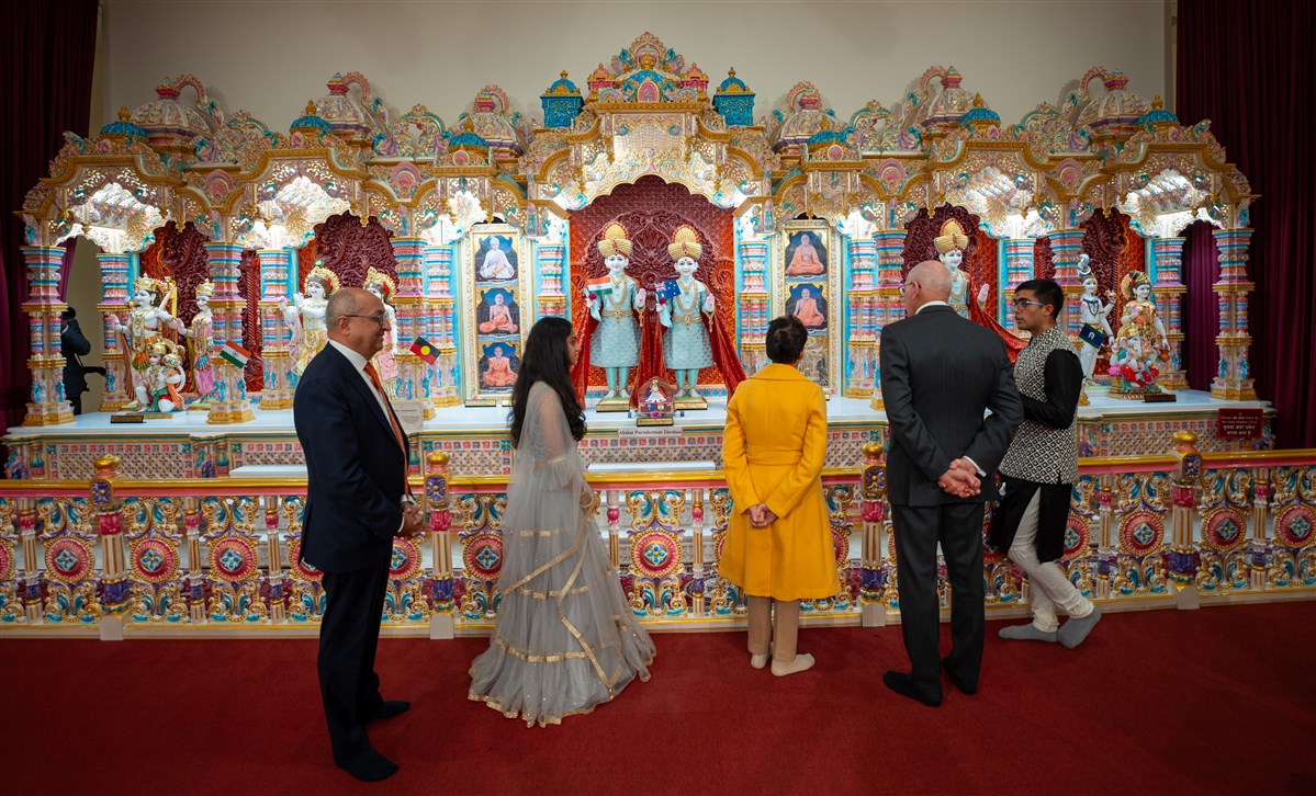 Governor-General of Australia Visits BAPS Shri Swaminarayan Mandir, Canberra