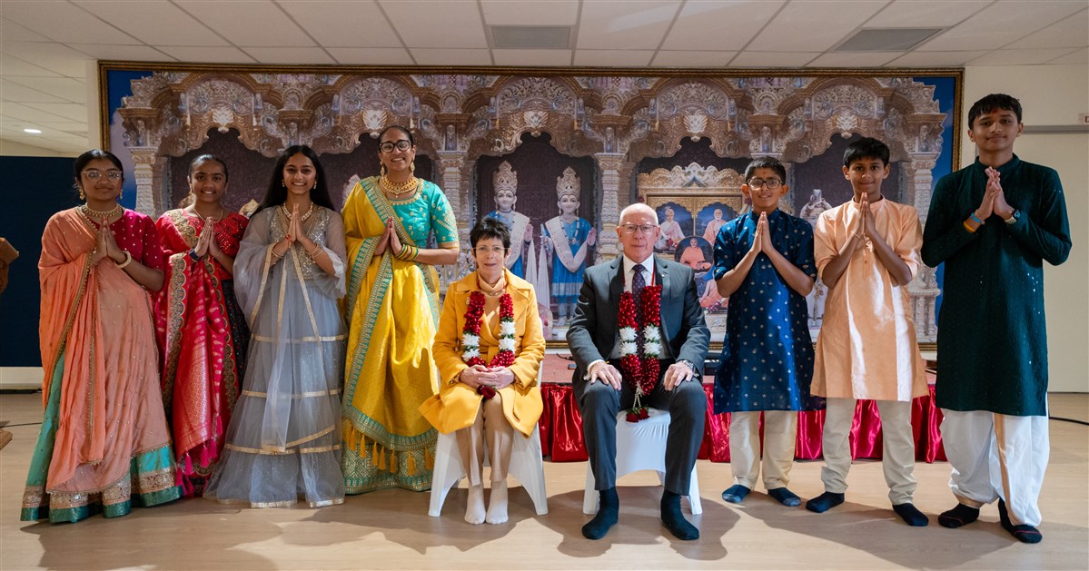Governor-General of Australia Visits BAPS Shri Swaminarayan Mandir, Canberra