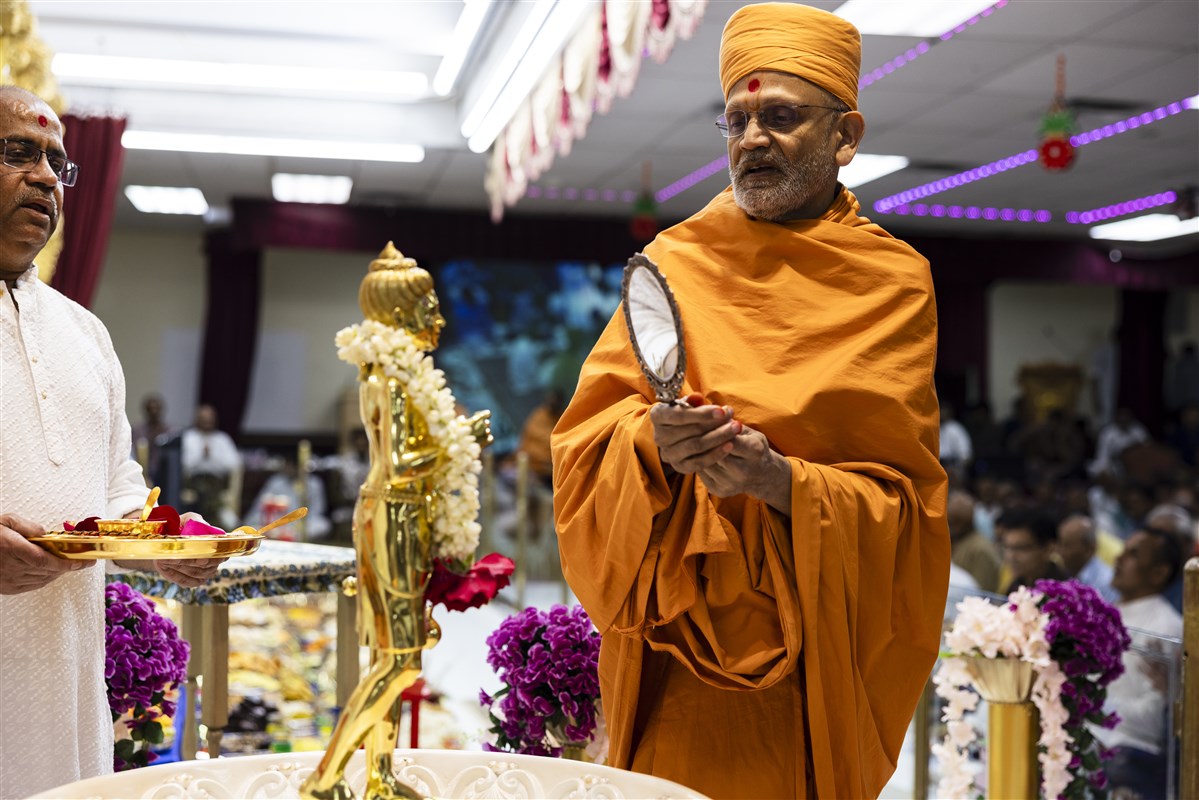 Shri Nilkanth Varni Murti Pratishtha