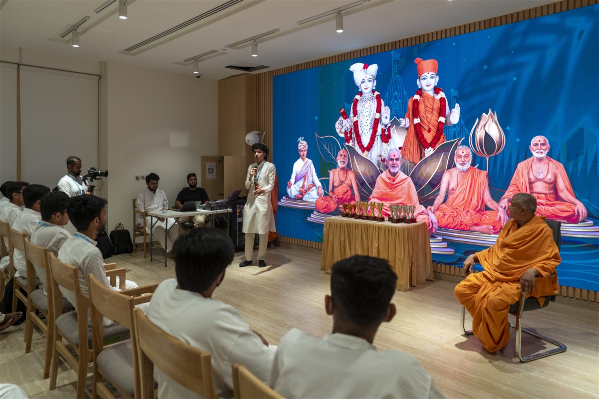 Youth shares his perspective of the shibir