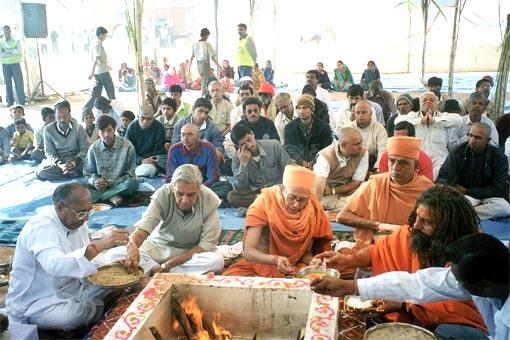 Peace Prayer and Yagna at Bhuj Relief Camp