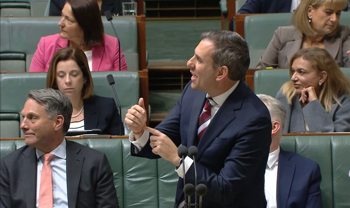 During Question Time, the Treasurer of Australia, Hon Dr Jim Chalmers, acknowledges the BAPS delegation and refers to his nada chhadi